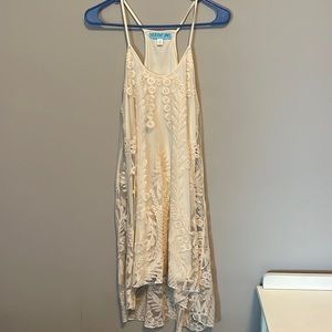 White/off white lace dress